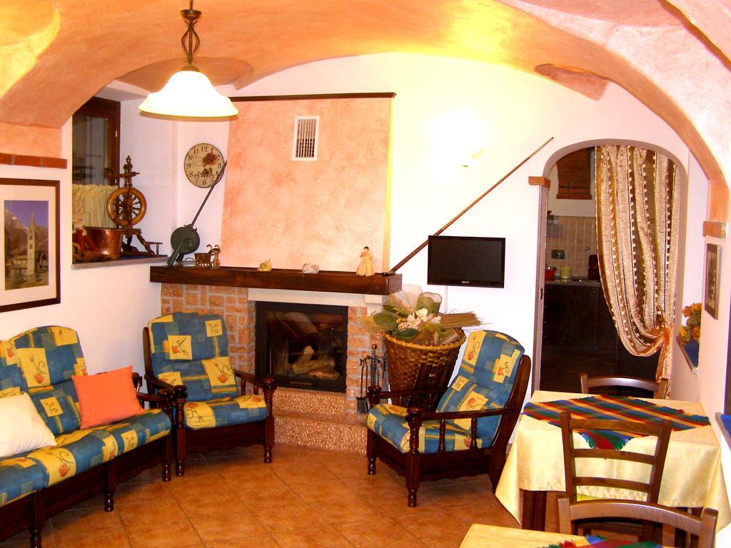 L'Antico Borgo Rooms Rental Caprie Luaran gambar