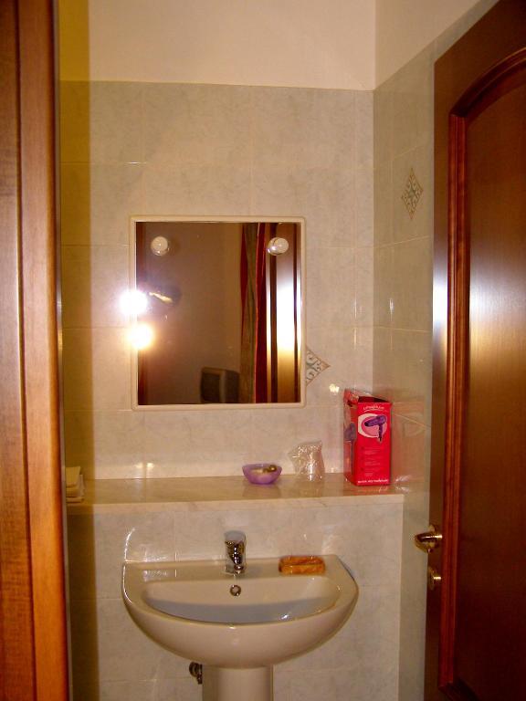 L'Antico Borgo Rooms Rental Caprie Bilik gambar