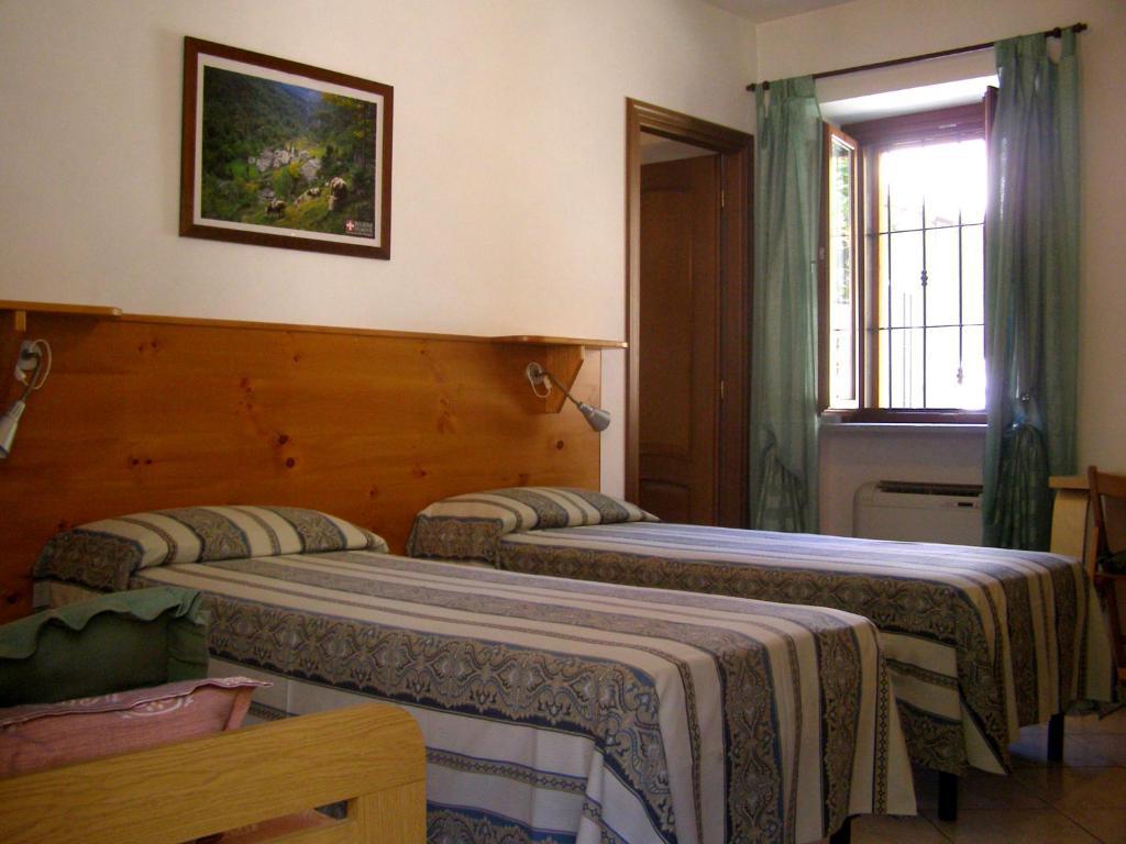 L'Antico Borgo Rooms Rental Caprie Bilik gambar