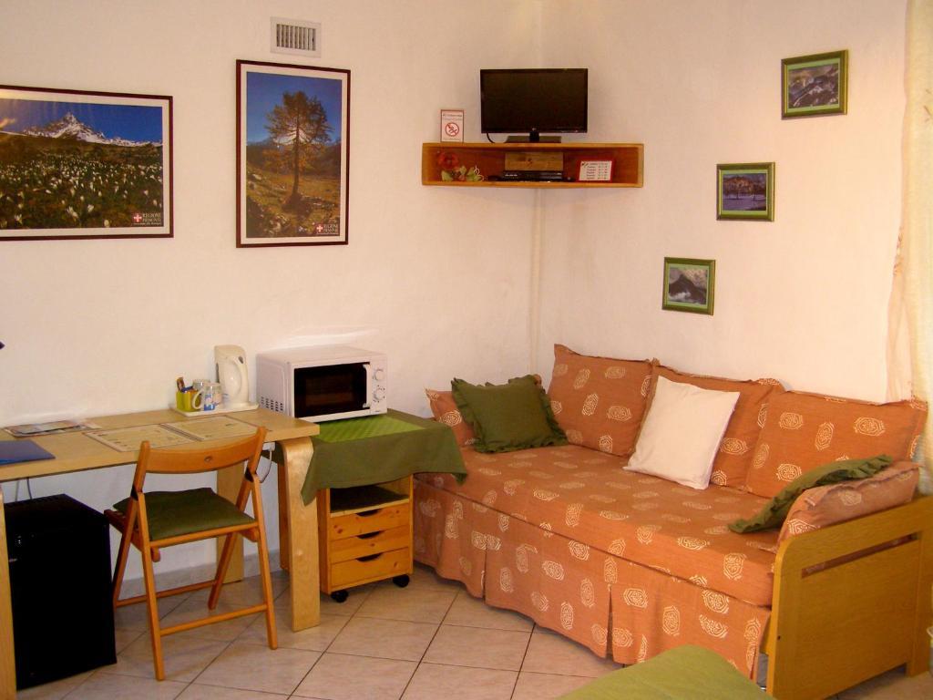 L'Antico Borgo Rooms Rental Caprie Bilik gambar